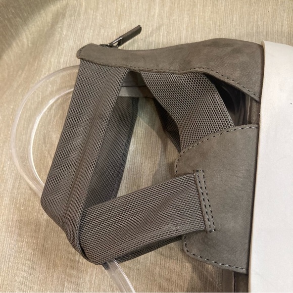 EILEEN FISHER Sz 8 Tumbled Nubuck Zipper Closure Rubber Sole Sneaker Sandals - Picture 10 of 10